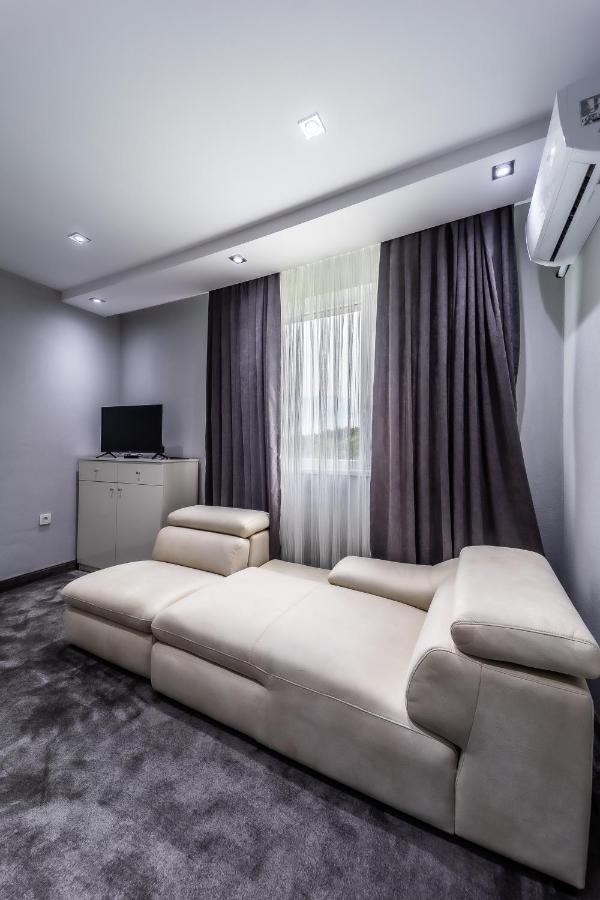 Стаи За Гости Dream Kŭrdzhali Buitenkant foto