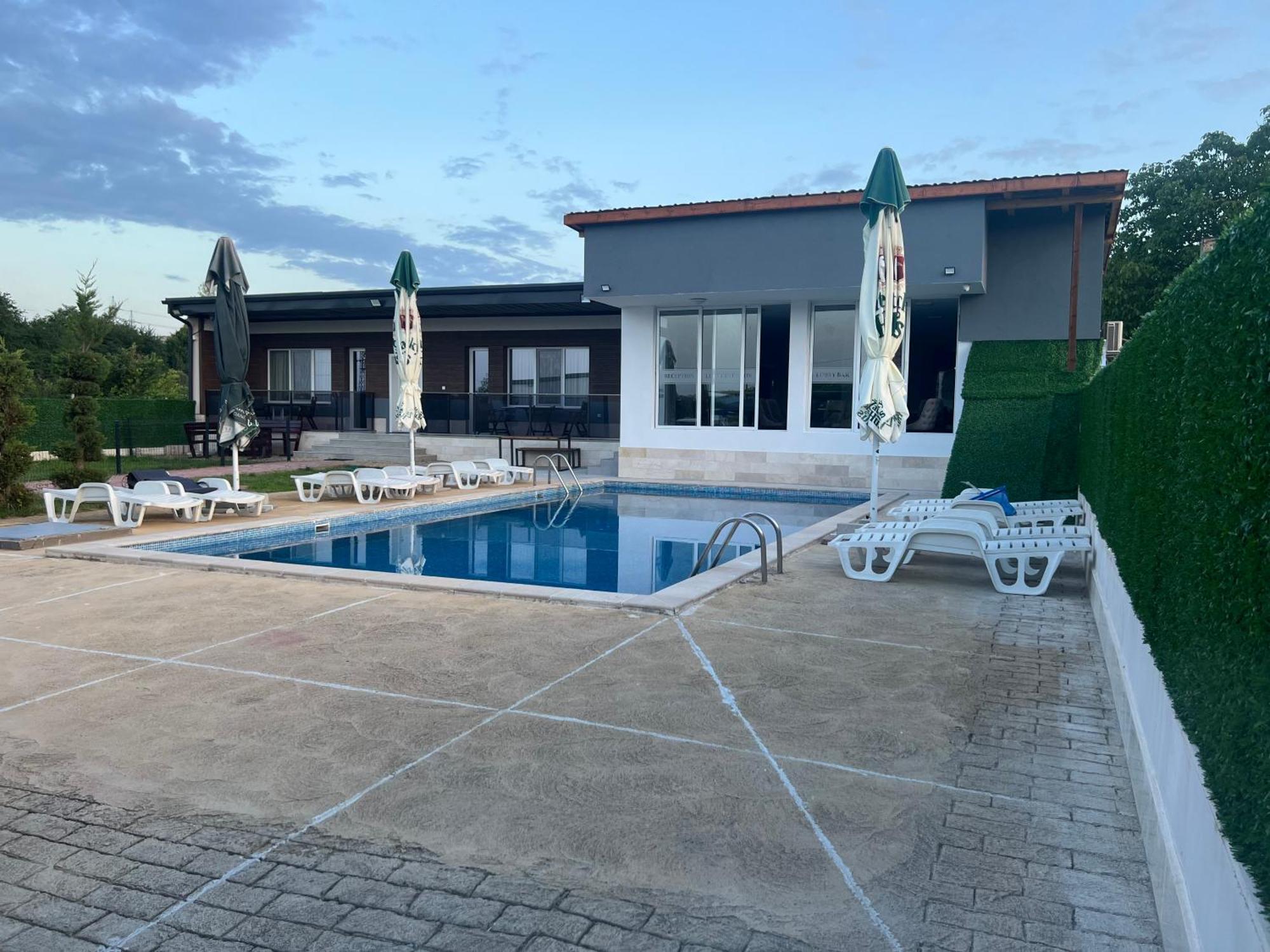 Стаи За Гости Dream Kŭrdzhali Buitenkant foto