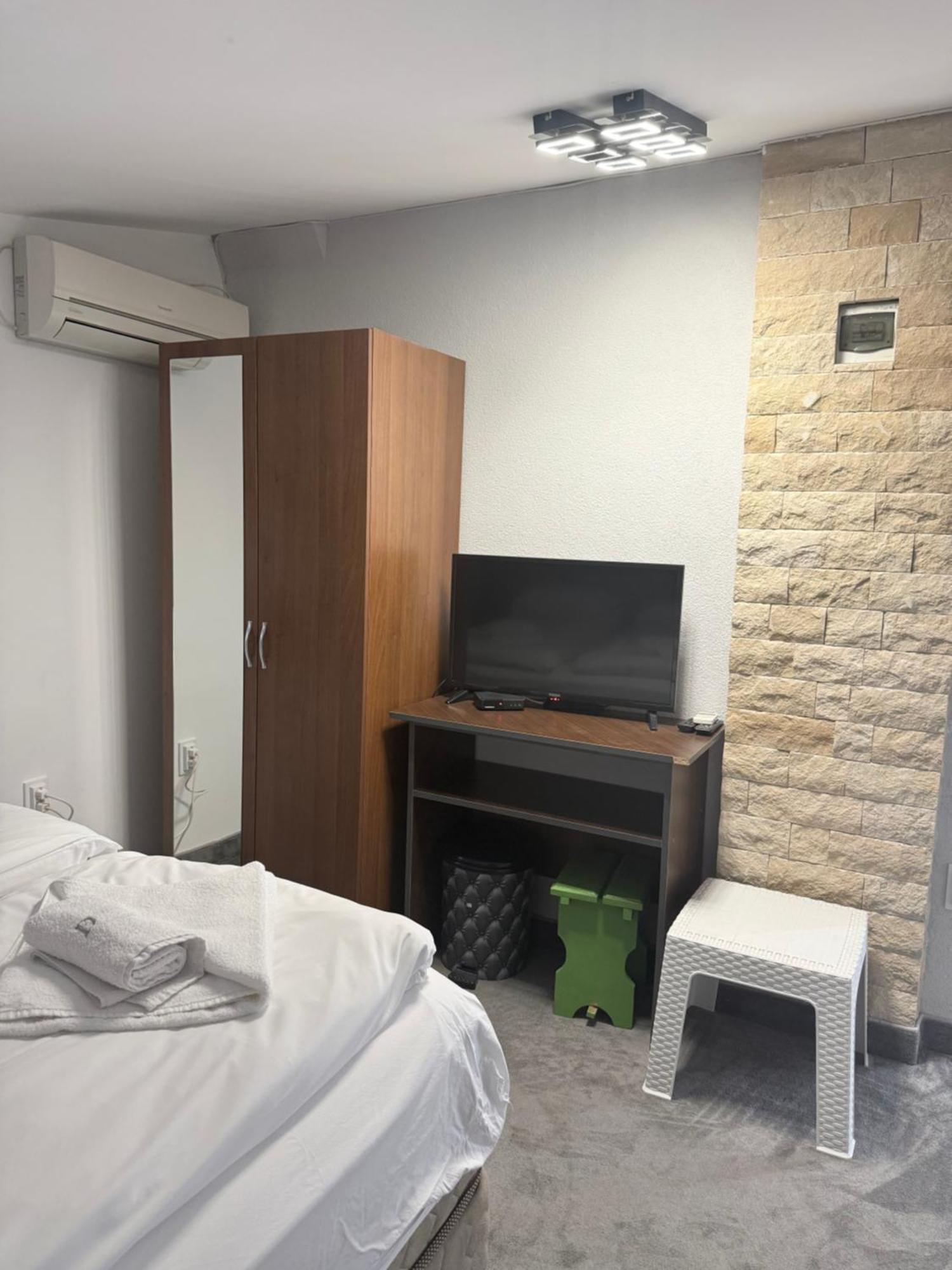 Стаи За Гости Dream Kŭrdzhali Buitenkant foto